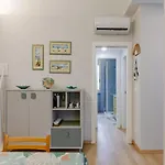 L02 - Con Terrazzo E Posto Auto * نومانا