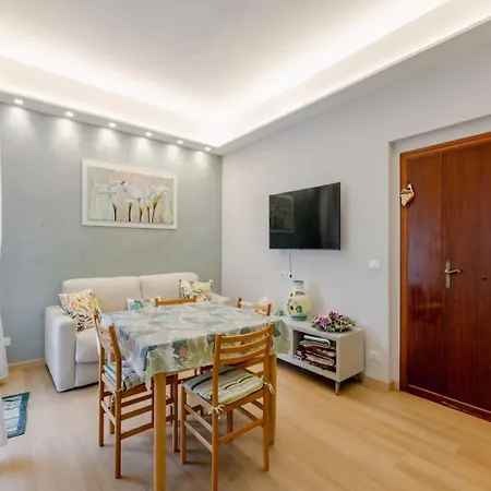 L02 Con Terrazzo E Posto Auto Apartment