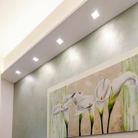 Lägenhet L02 - Con Terrazzo E Posto Auto *